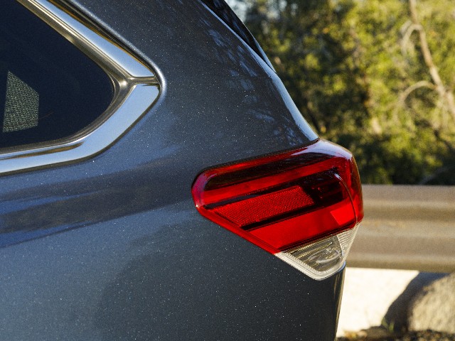 25 2017 Toyota Highlander Comparo