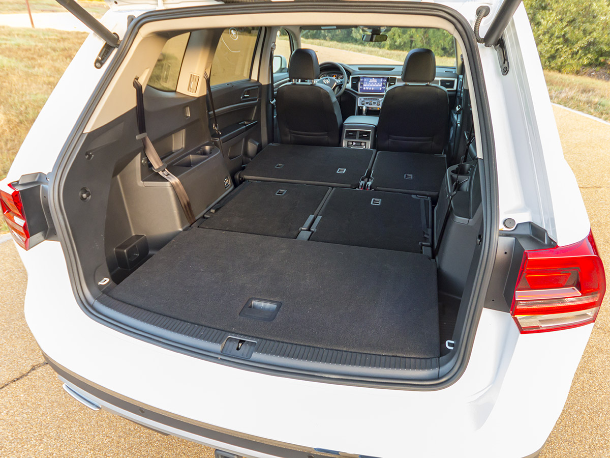 25 2018 Volkswagen Atlas Cargo KBB