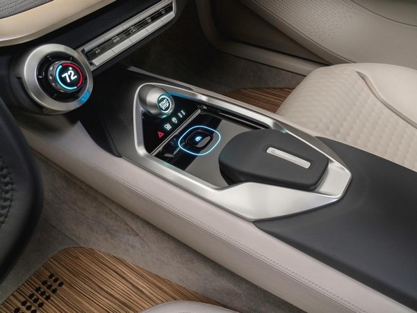 34 Nissan V Motion 2 0 Concept