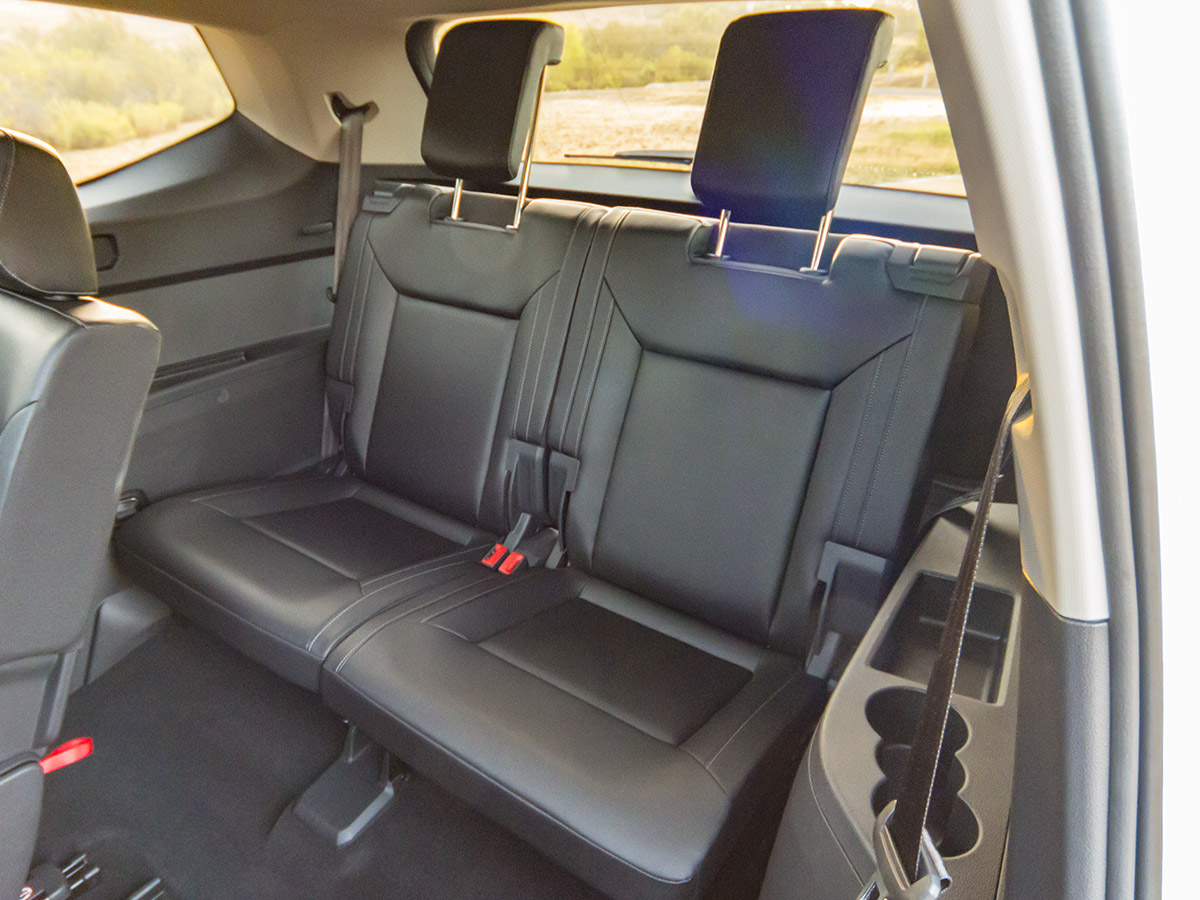 50 2018 Volkswagen Atlas Interior KBB