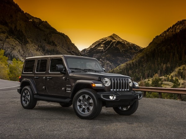 01-2019-jeep-wrangler-oem