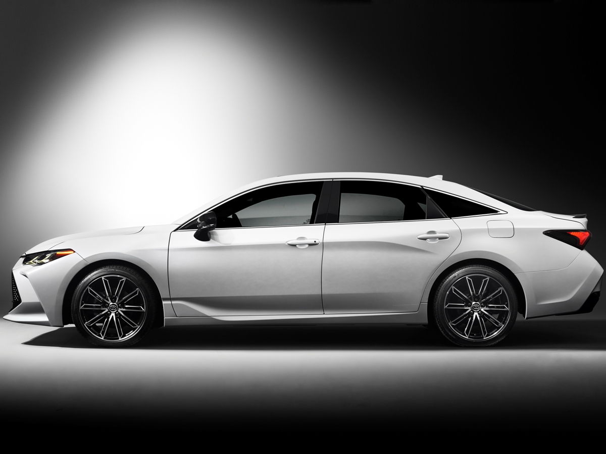 03 2019 Toyota Avalon