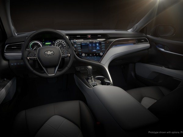 04 2018 Toyota Camry