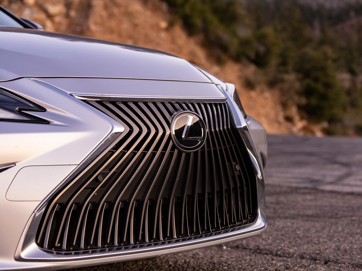 18 2019 Lexus Es 350 Bb Kbb