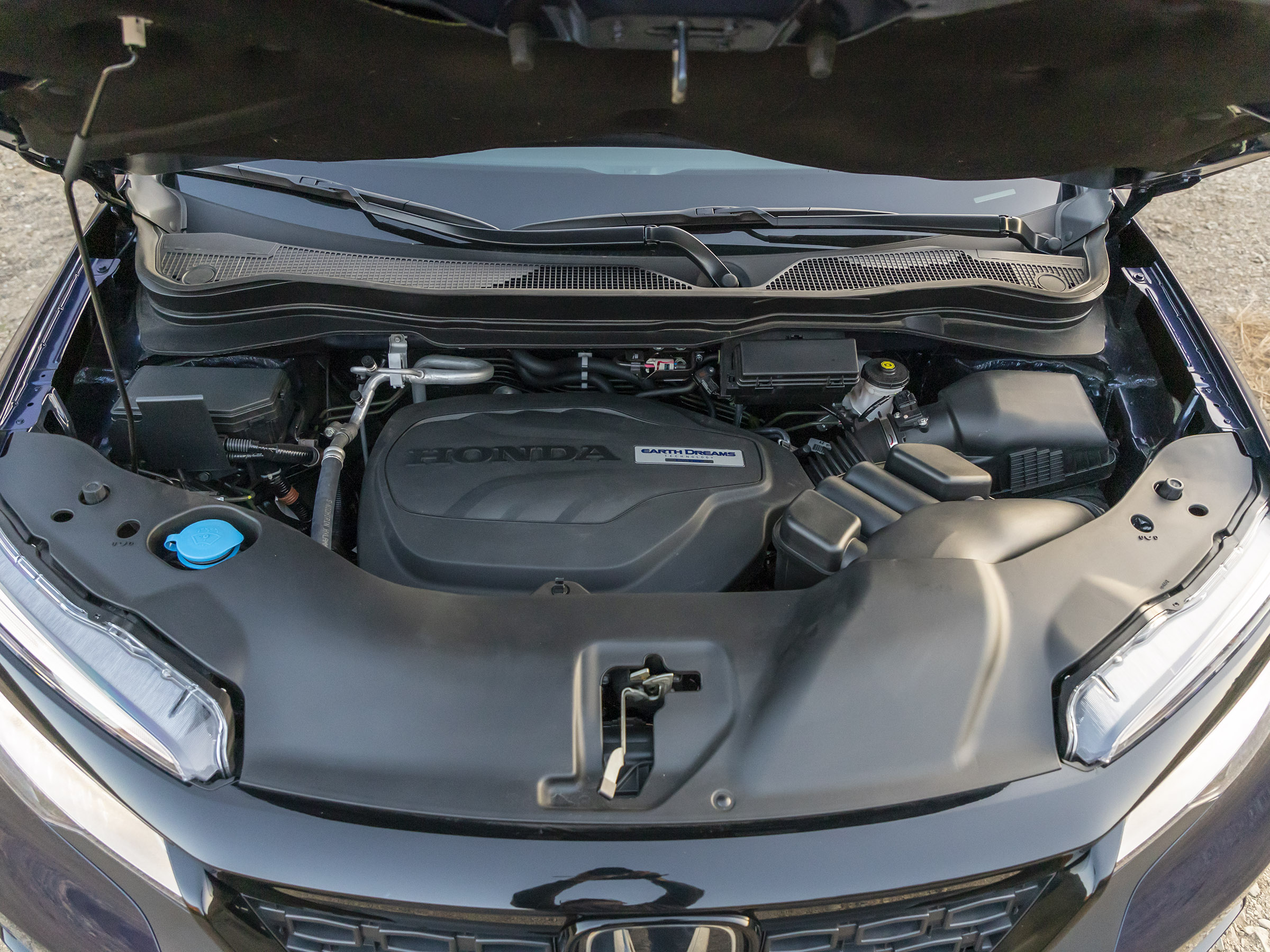 38 2019 Honda Passport Engine LT KBB