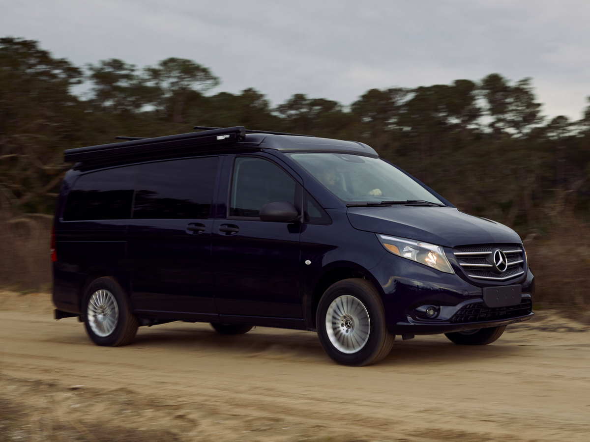 01 2020 Mercedes Benz Metris Weekender