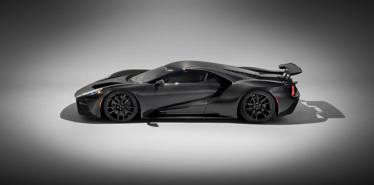 05-2020-Ford-GT-Liquid-Carbon