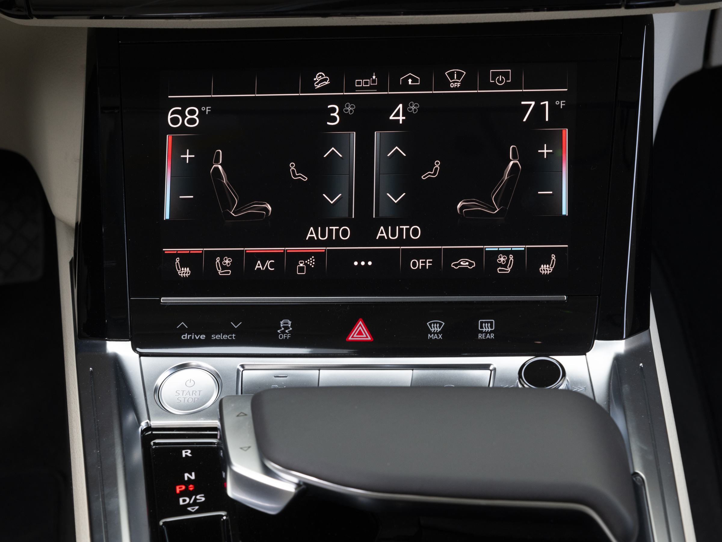 111 2020 Audi Etron LongTerm KBB