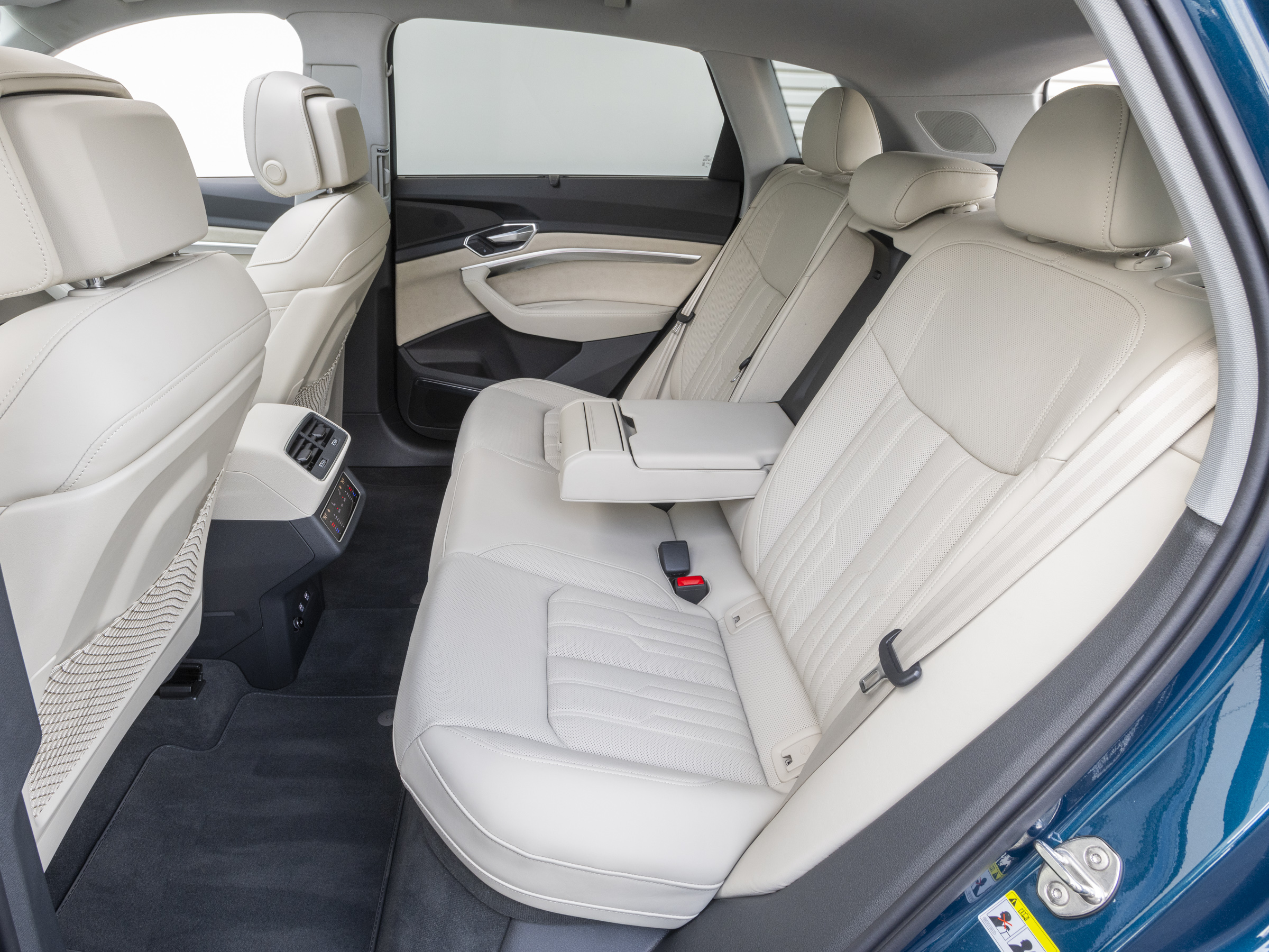 115 2020 Audi Etron LongTerm KBB