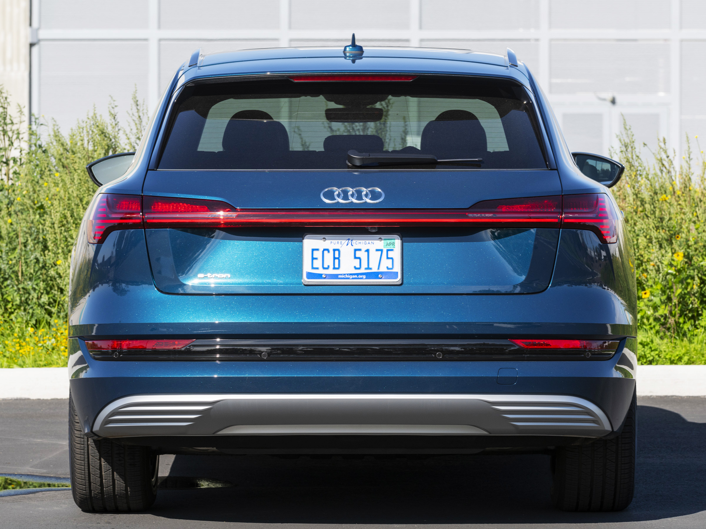 12 2020 Audi Etron LongTerm KBB