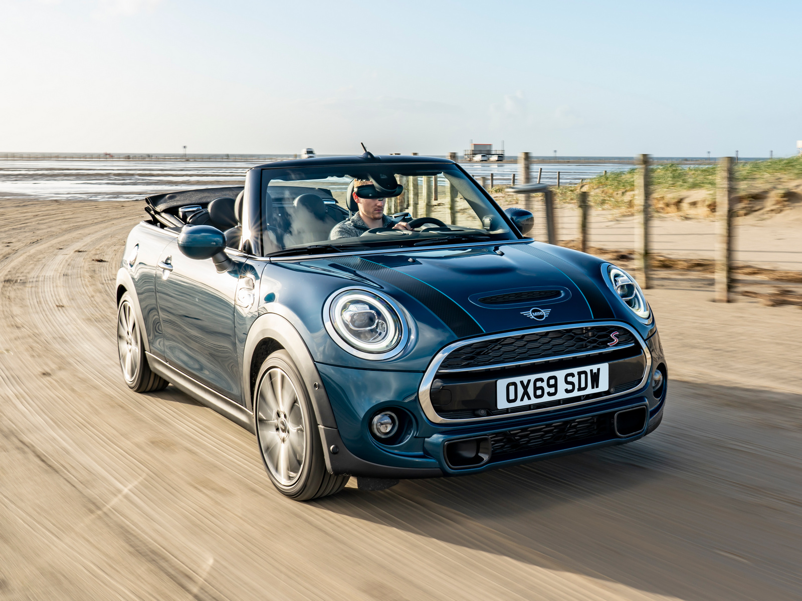 01 2021 Mini Cooper Sidewalk Ed