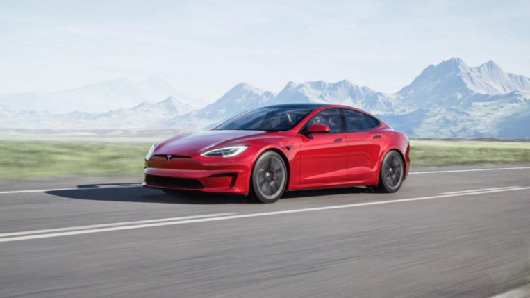 2022 Tesla Model S Driving Front Three Quarter