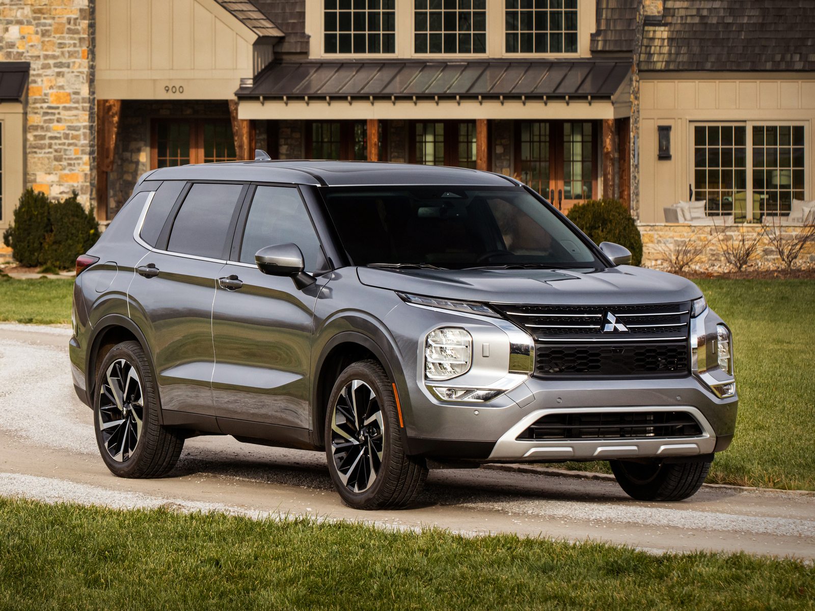 2022 Mitsubishi Outlander