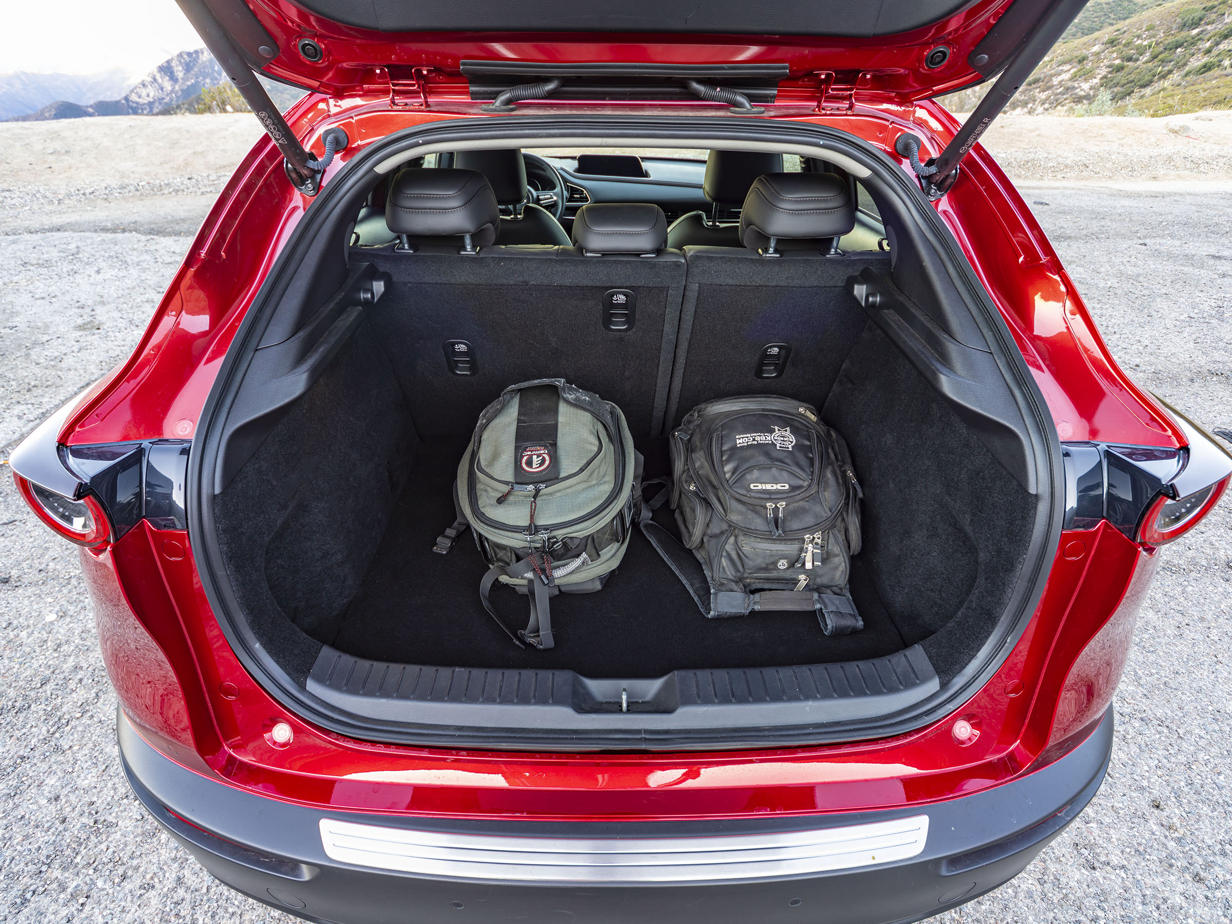 2021 Mazda CX-30 Turbo cargo