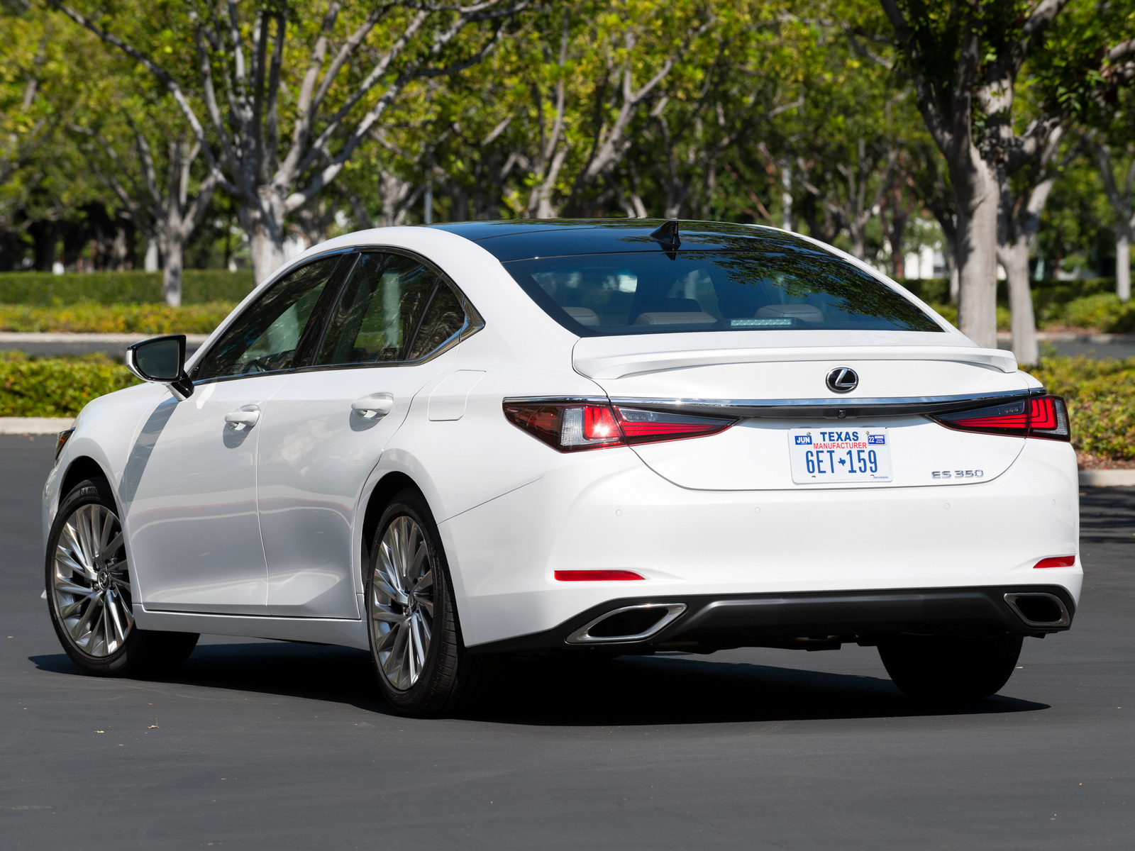 2022 Lexus ES