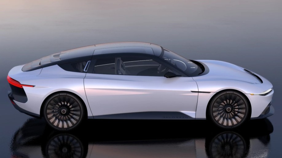 The DeLorean Alpha5 in profile