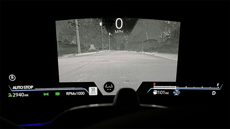 Night vision display in Cadillac Escalade