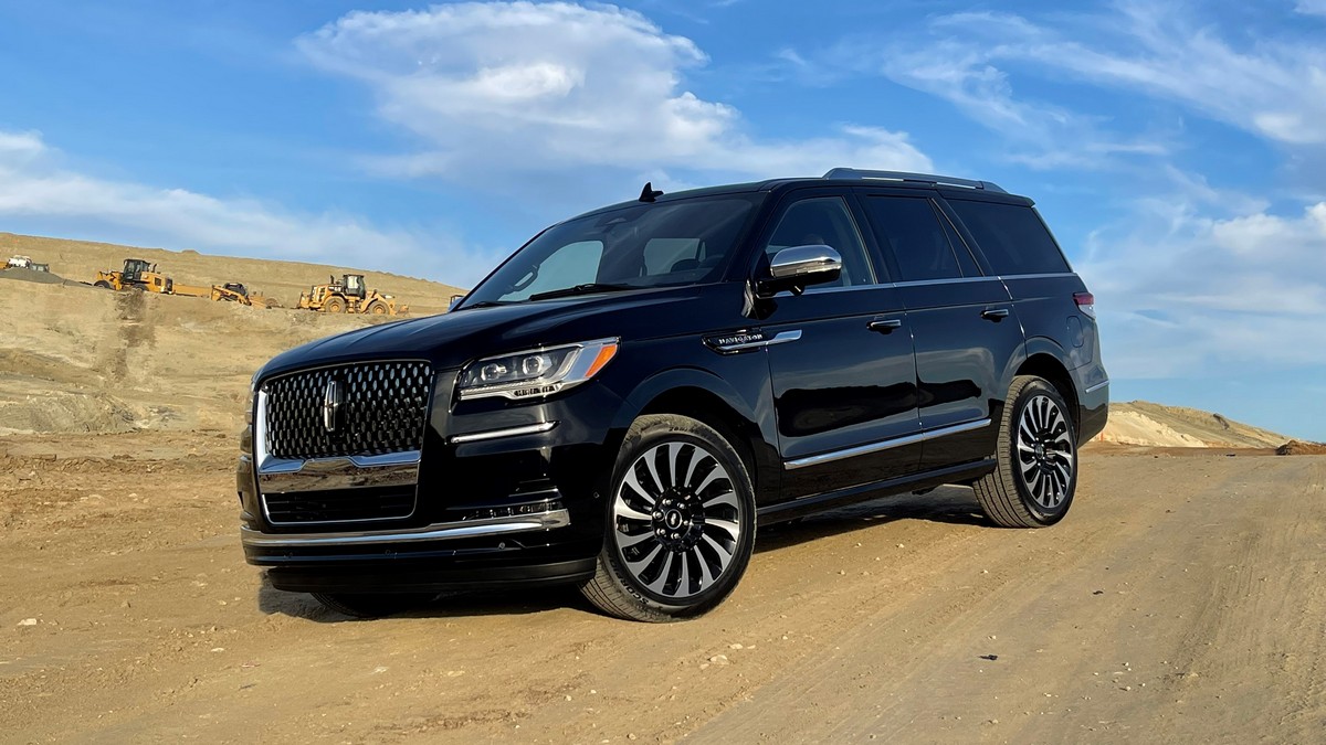2022 Lincoln Navigator Black Label