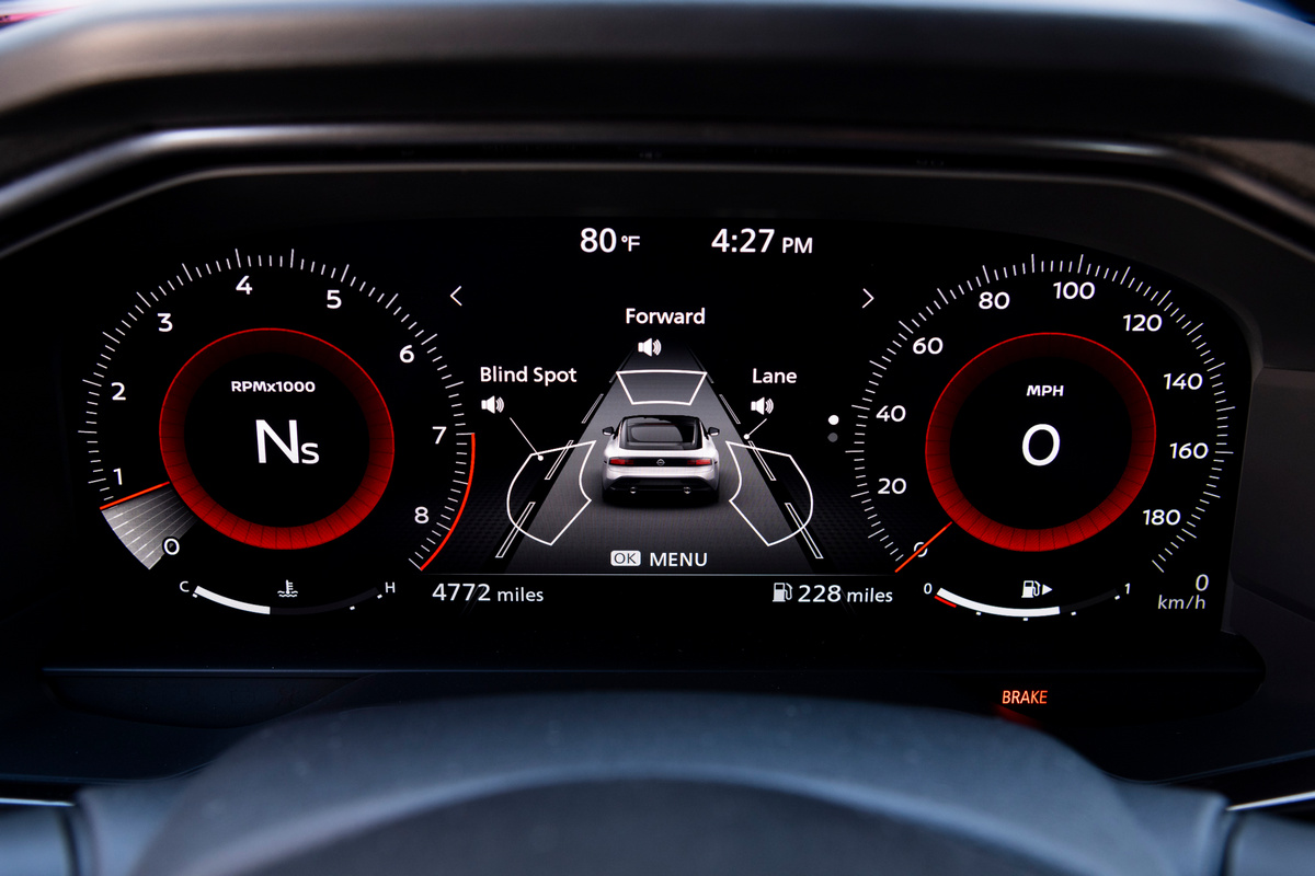 2023-nissan-z-performance-red-24