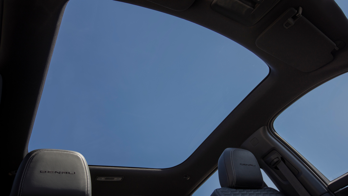 2024 GMC Sierra EV Denali Edition sunroof