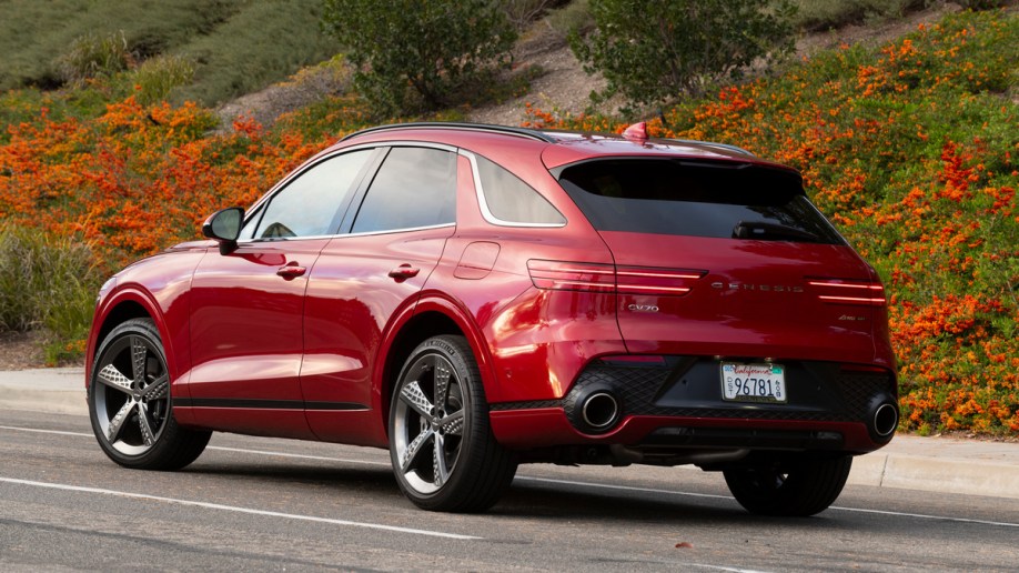 Red 2022 Genesis GV70