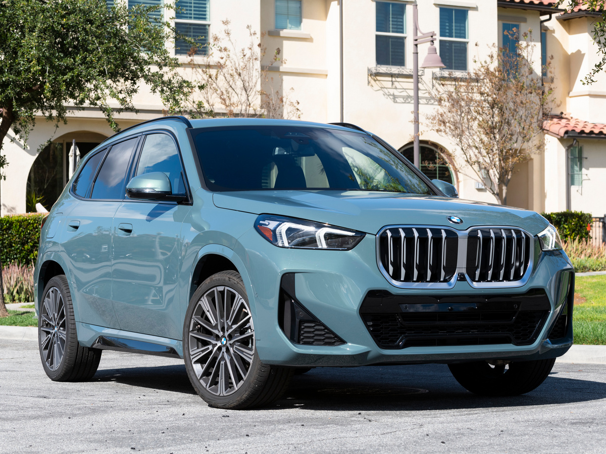 2023 BMW X1