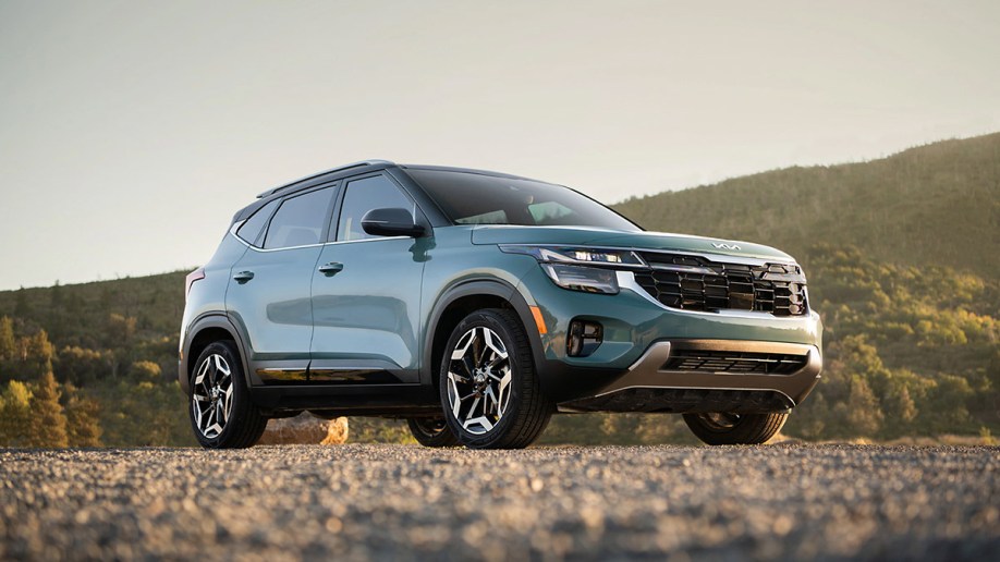 The 2024 Kia Seltos seen from a front quarter angle