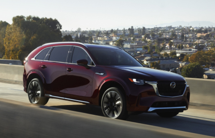 CX-90_Gallery_03