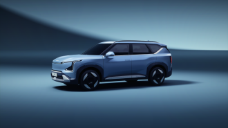 2025-Kia-EV5-front-quarter