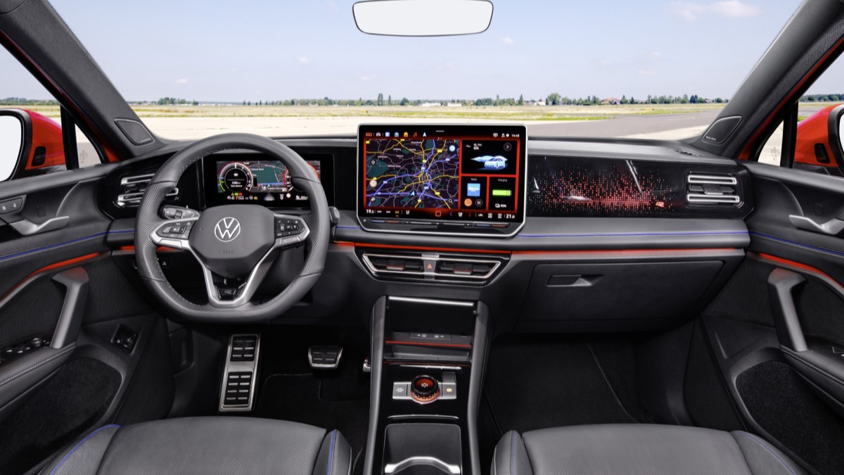 The interior of the 2024 Volkswagen Tiguan