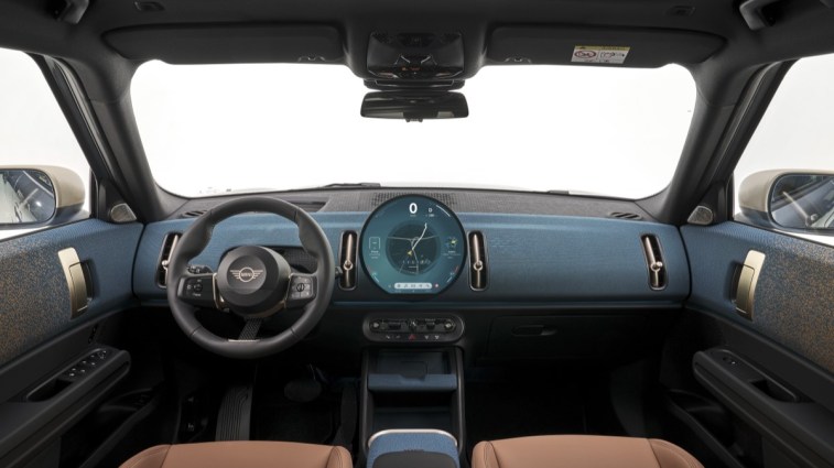 The interior of the 2025 Mini Countryman