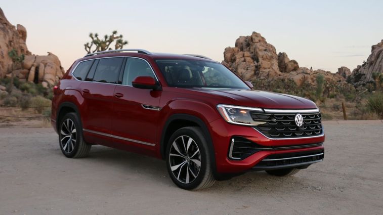 2024 Volkswagen Atlas SEL in red near rock formations.