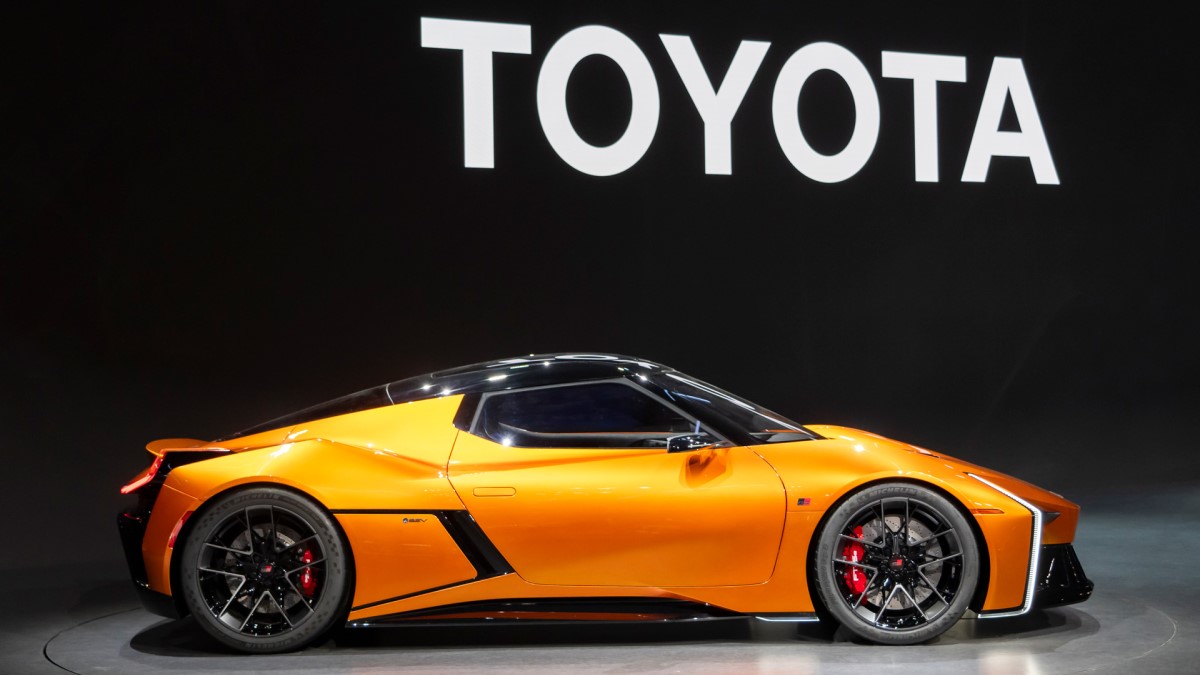 The Toyota FT-Se concept seen in profile