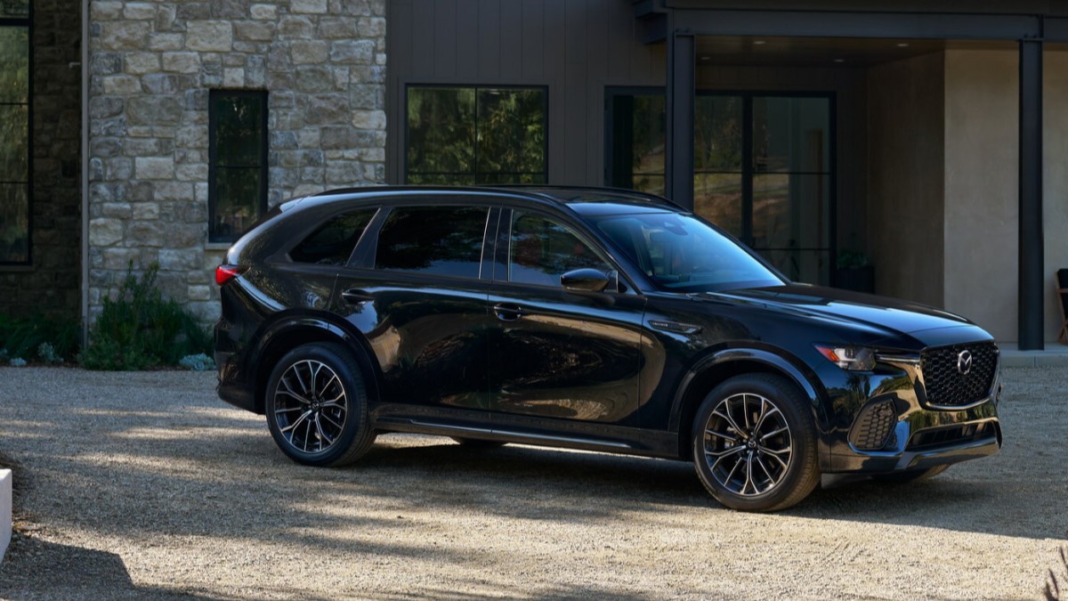 The 2025 Mazda CX-70 seen in profile