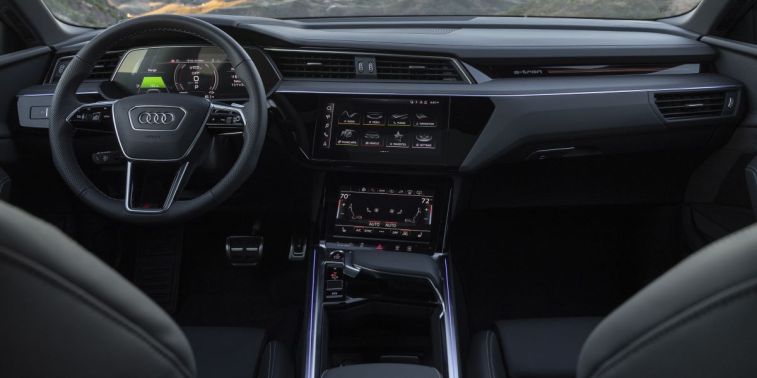 Interior of the 2024 Audi SQ8 Sportback e-tron