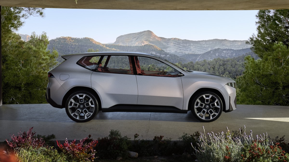 The BMW Vision Neue Klasse X concept car seen in profile