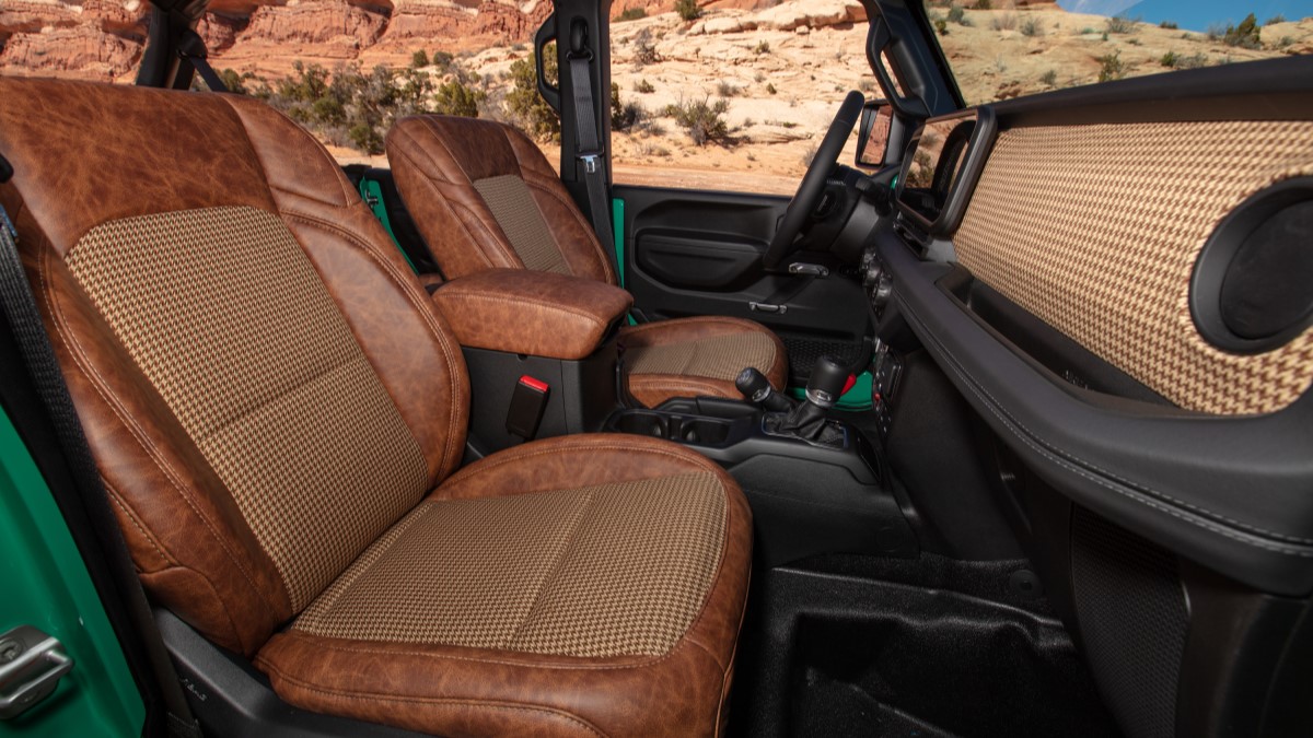 The interior of the Jeep Willys Dispatcher Concept