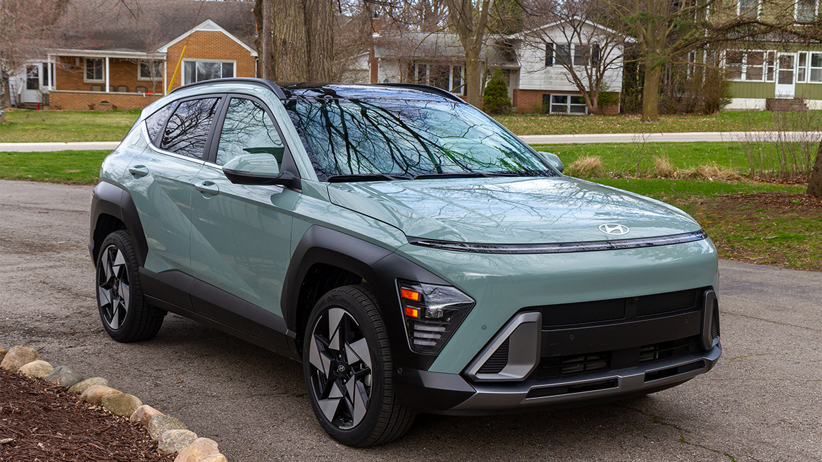 The 2024 Hyundai Kona seen from a front quarter angle