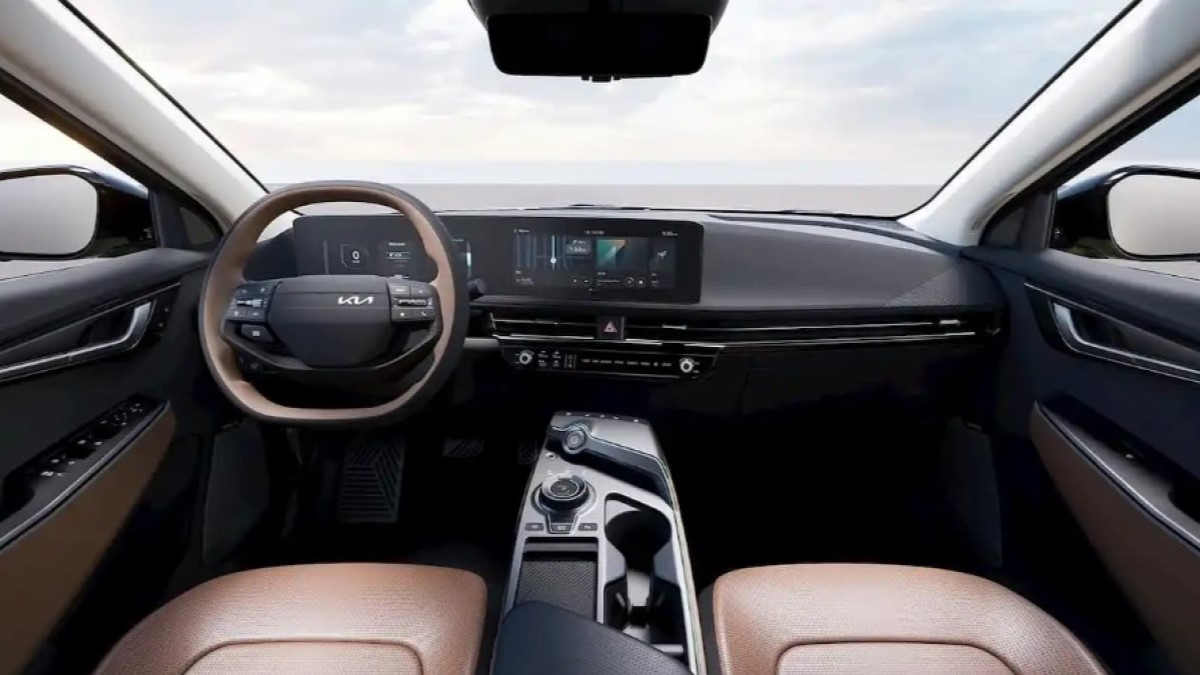 The interior of the 2025 Kia EV6