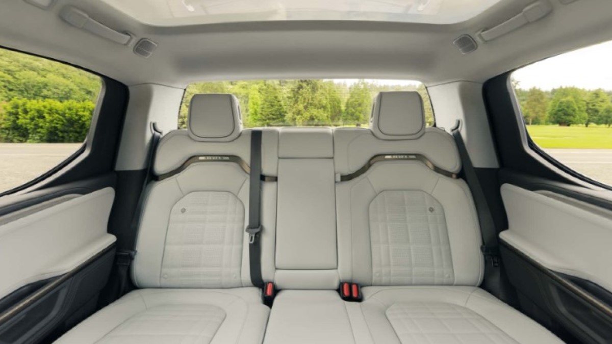 2025-Rivian-R1S-interior-rear-seats