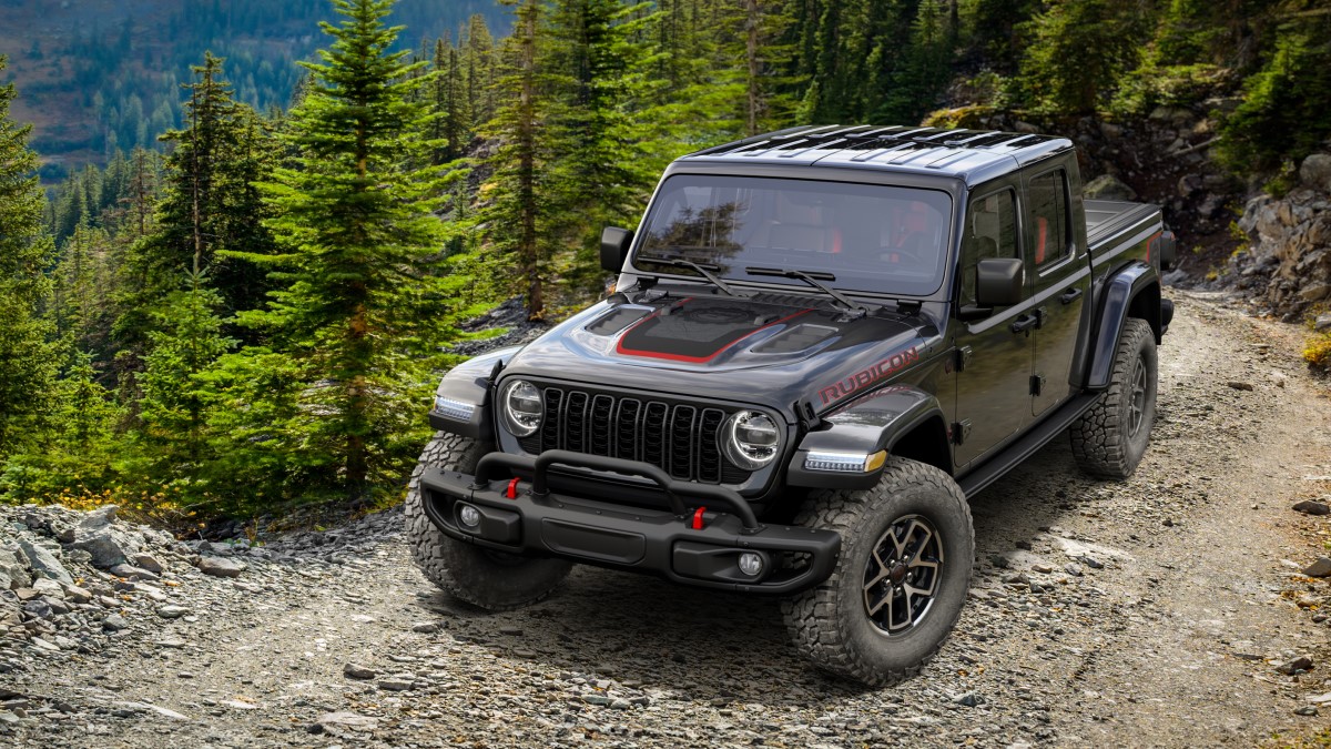 The 2025 Jeep Gladiator Mopar Edition seen from a front quarter angle