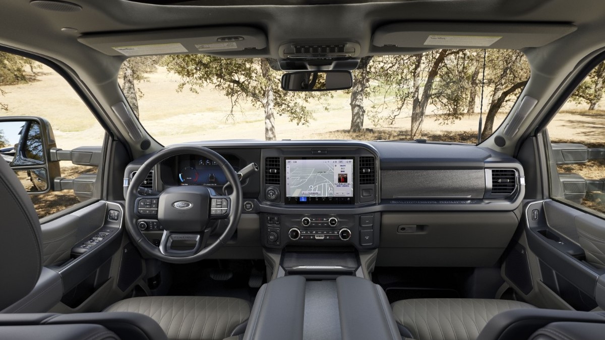 The interior of the 2025 Ford F-350 Super Duty in Platinum Plus trim see