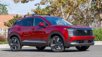2025 Nissan Kicks SR