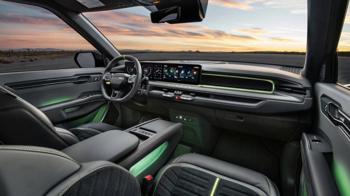 The interior of the 2026 Kia EV9 GT