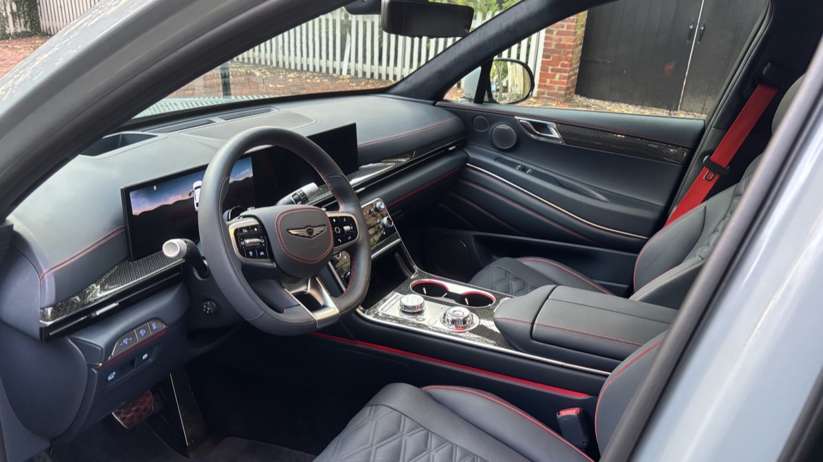 The front seats of the 2025 Genesis GV80 Coupe