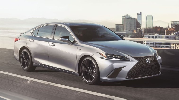 2025-lexus-es-front-right
