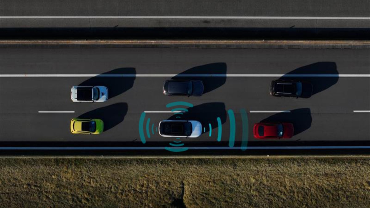 A Stellantis graphic showing how its STLA AutoDrive system maps its surroundings