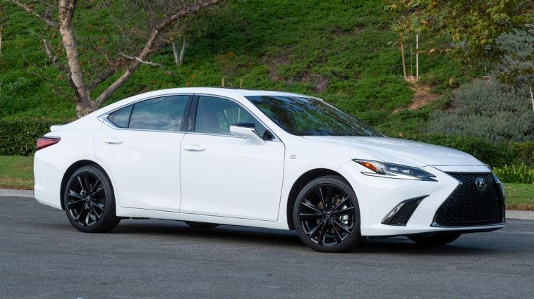 2025 Lexus ES 300h