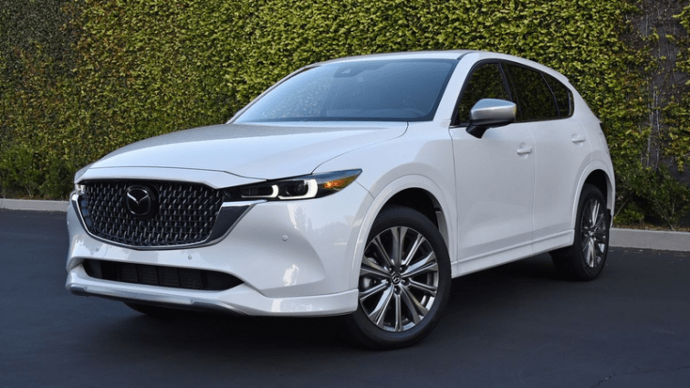 webimage-2025-mazda-cx-5-white-front-3qtr-3-jpg